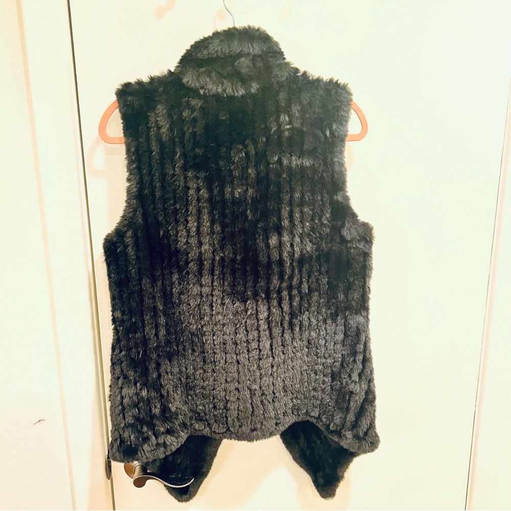 Love Token Amy Vest - NWT - Black - SZ Medium - Picture 10 of 14